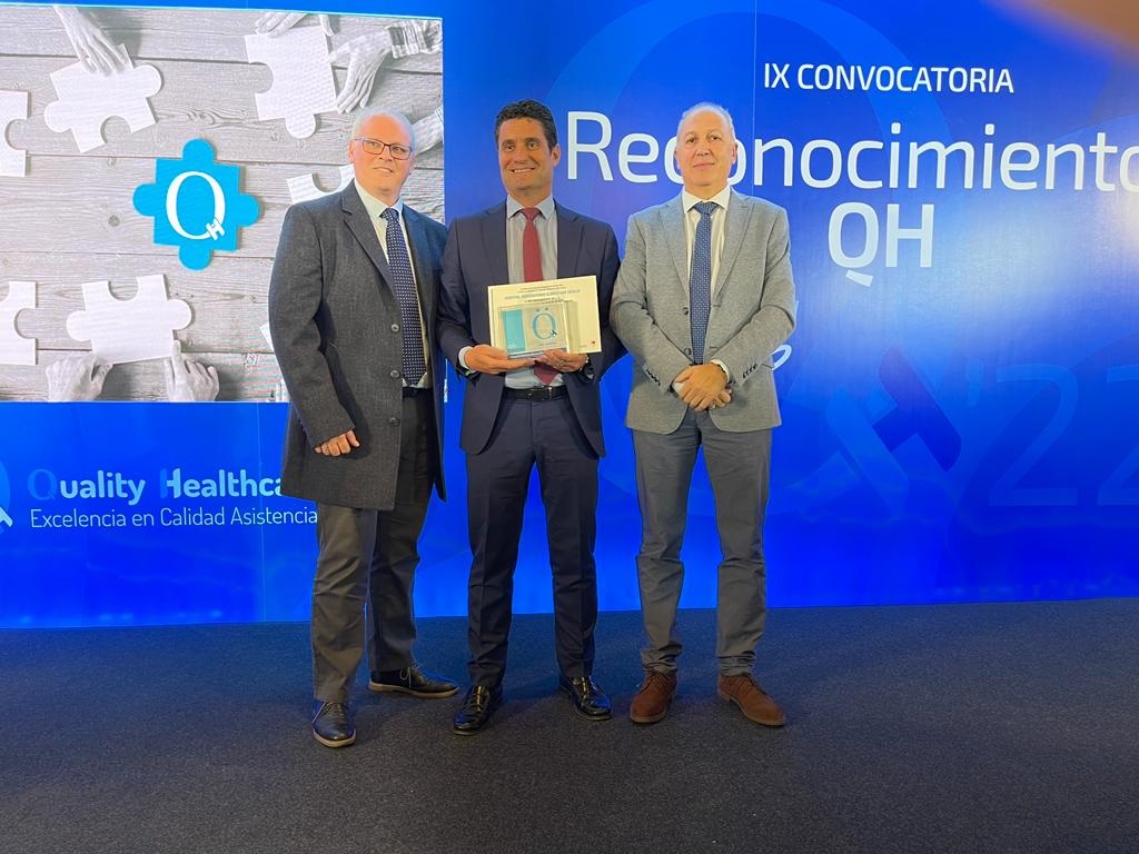 Los hospitales universitarios de Granada obtienen el reconocimiento QH que acredita la calidad de su atención